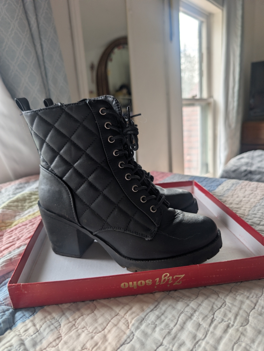 Quilted Lace-Up Block Heel Ankle Boots - Black